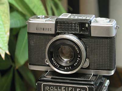 Olympus Pen D